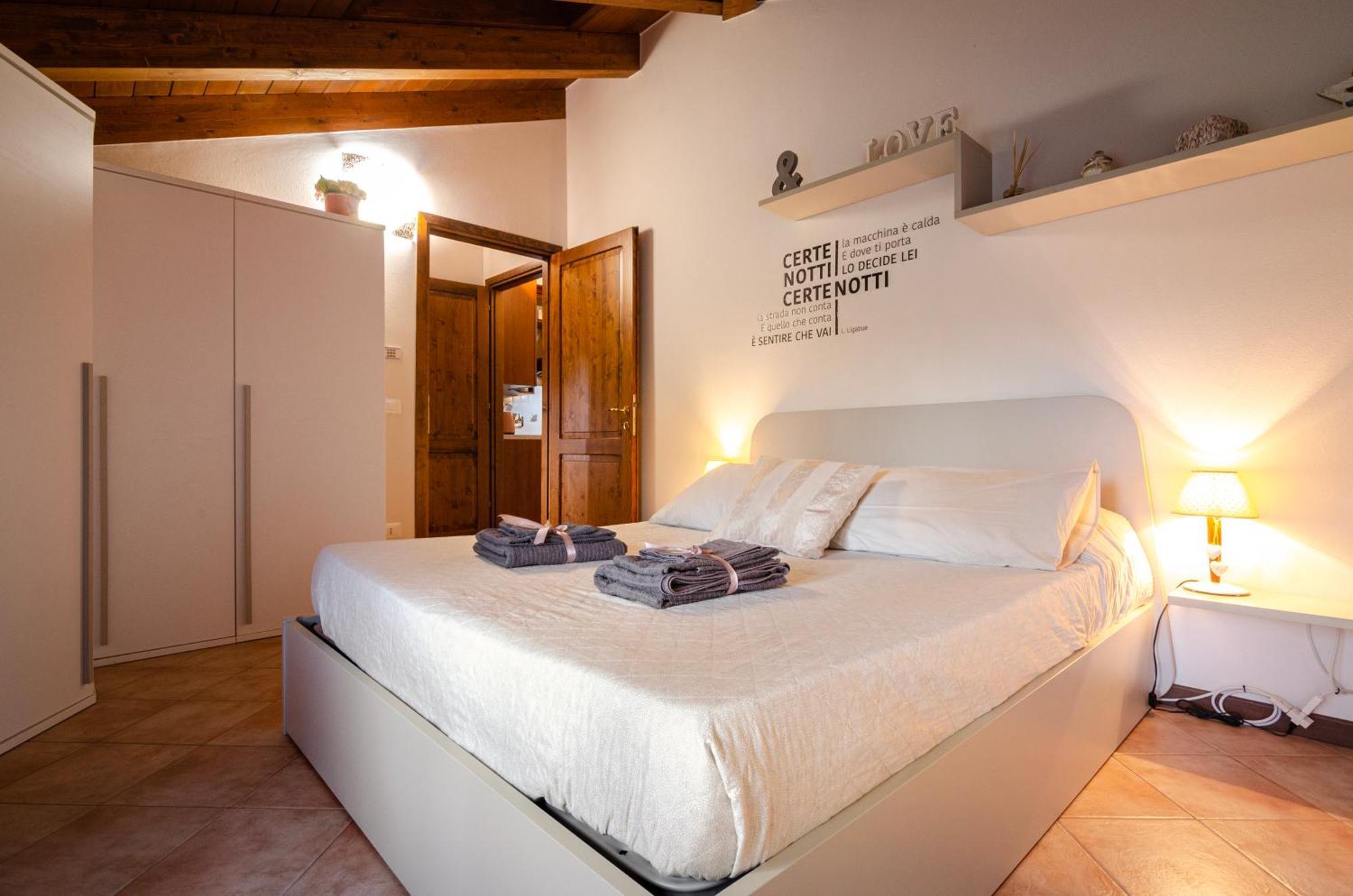Casa Quarto Di Luna Quarto Inferiore Luaran gambar